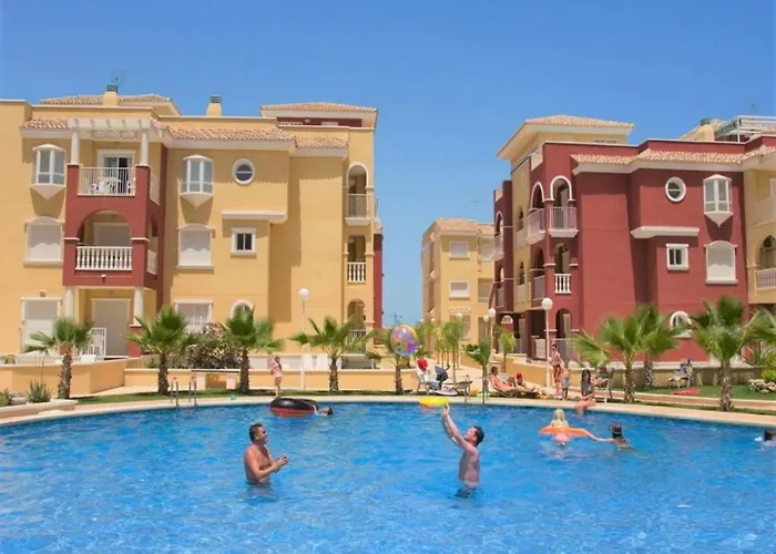 2 Bedroom Apartment With Pool View